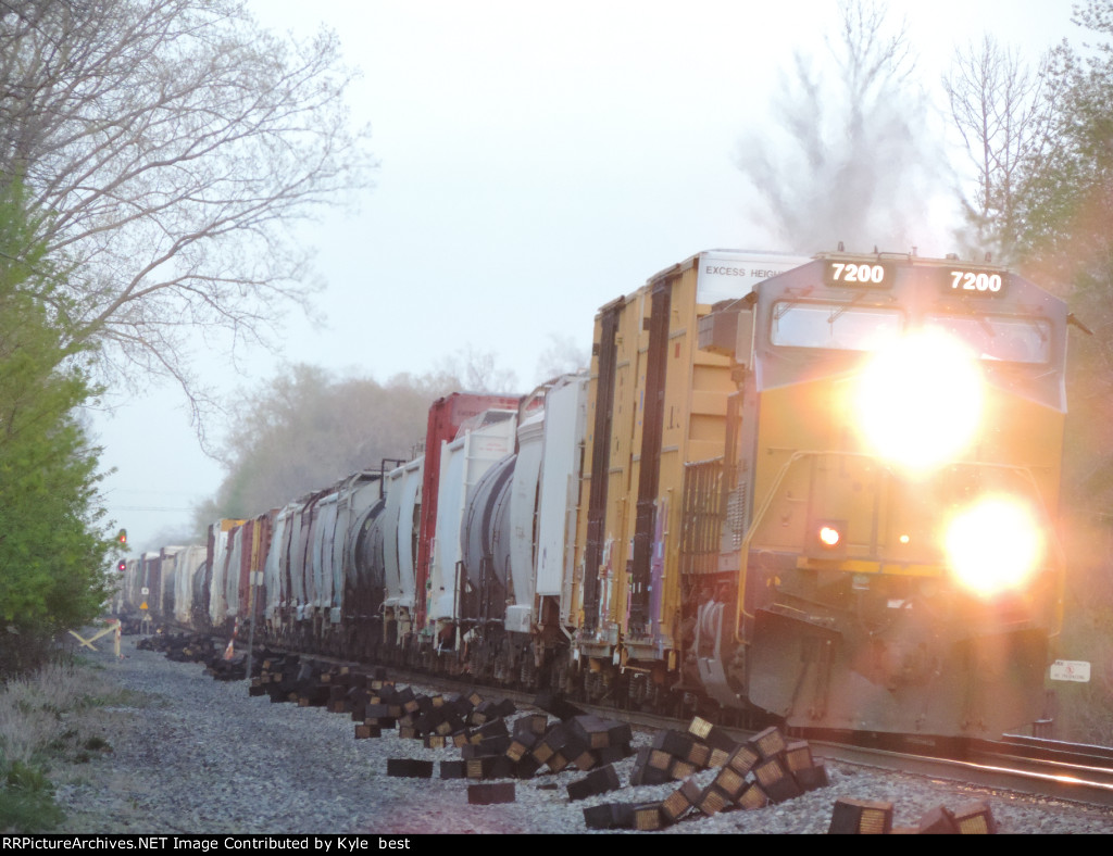 CSX 7200 on Q367